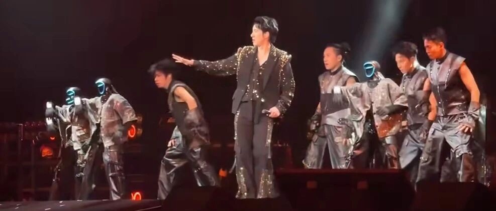 機器人那么火，我們也搞一個！